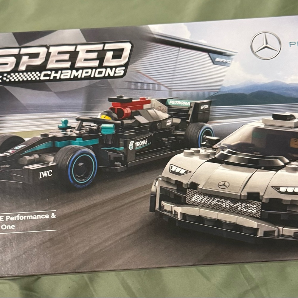 Speed Champions Building LEGO Set - Black and Gray